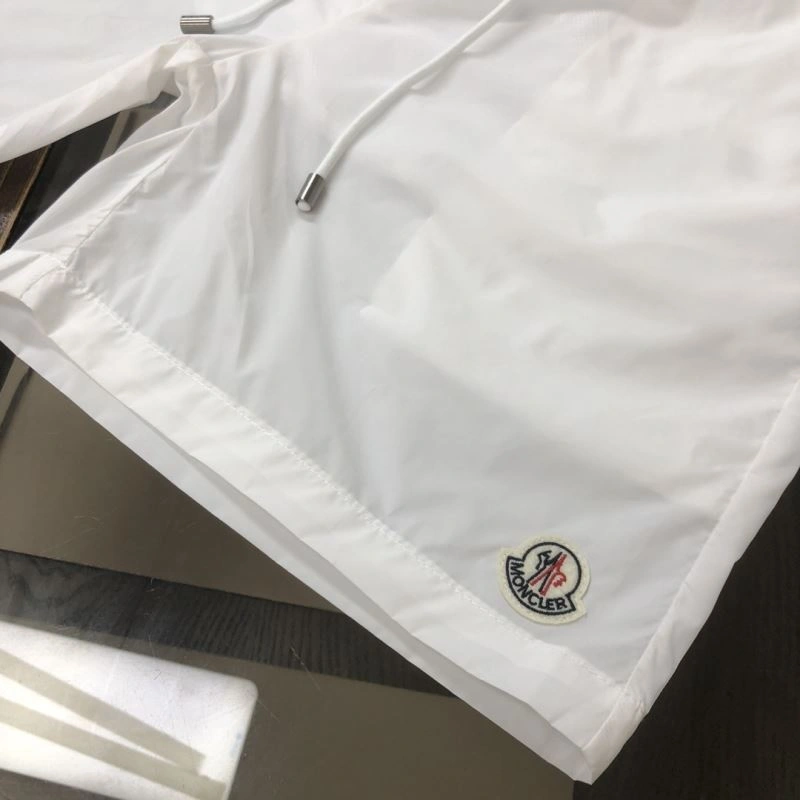 RelaxedFit Moncler Short Pants 143300