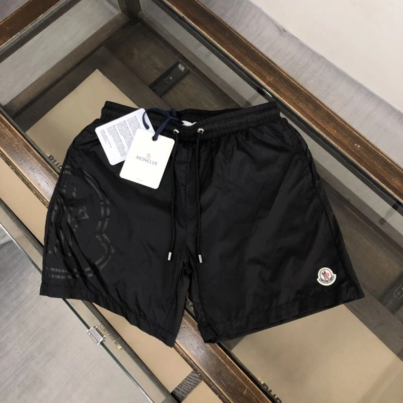 RelaxedFit Moncler Short Pants 143295