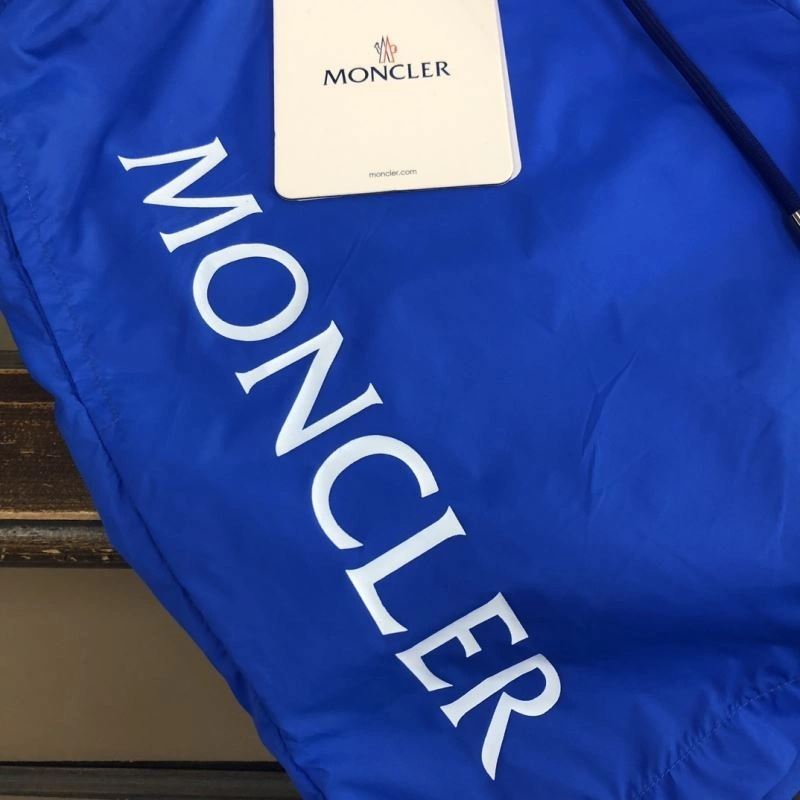 Moncler Short Pants AllSeason 143290