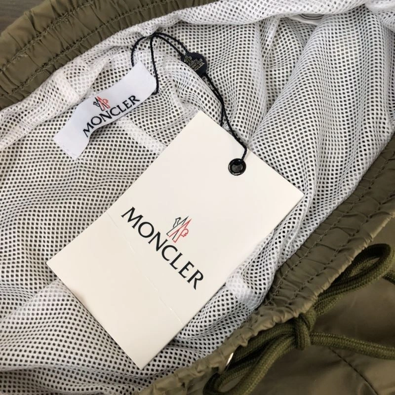 Sleek Moncler Short Pants 143279