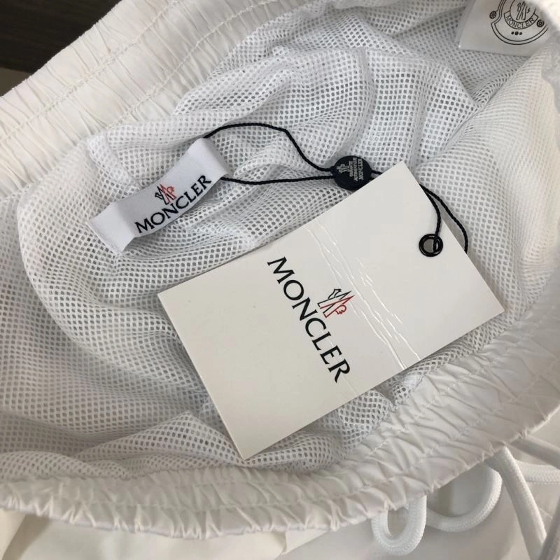 Functional Moncler Short Pants 143283
