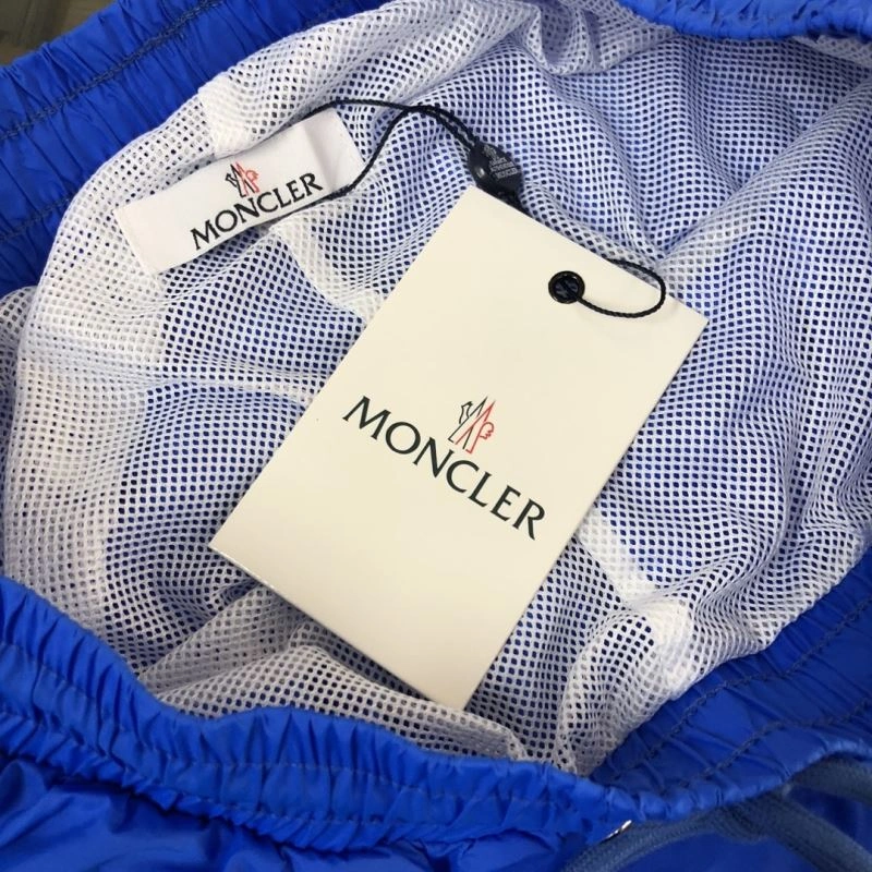 FashionForward Moncler Short Pants 143282