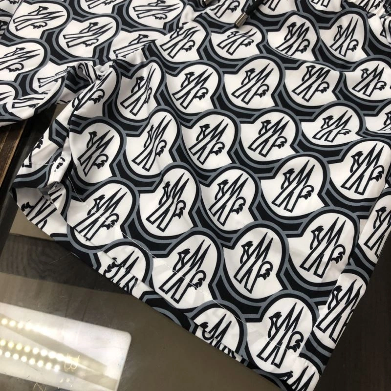 FreshLook Moncler Short Pants 143289