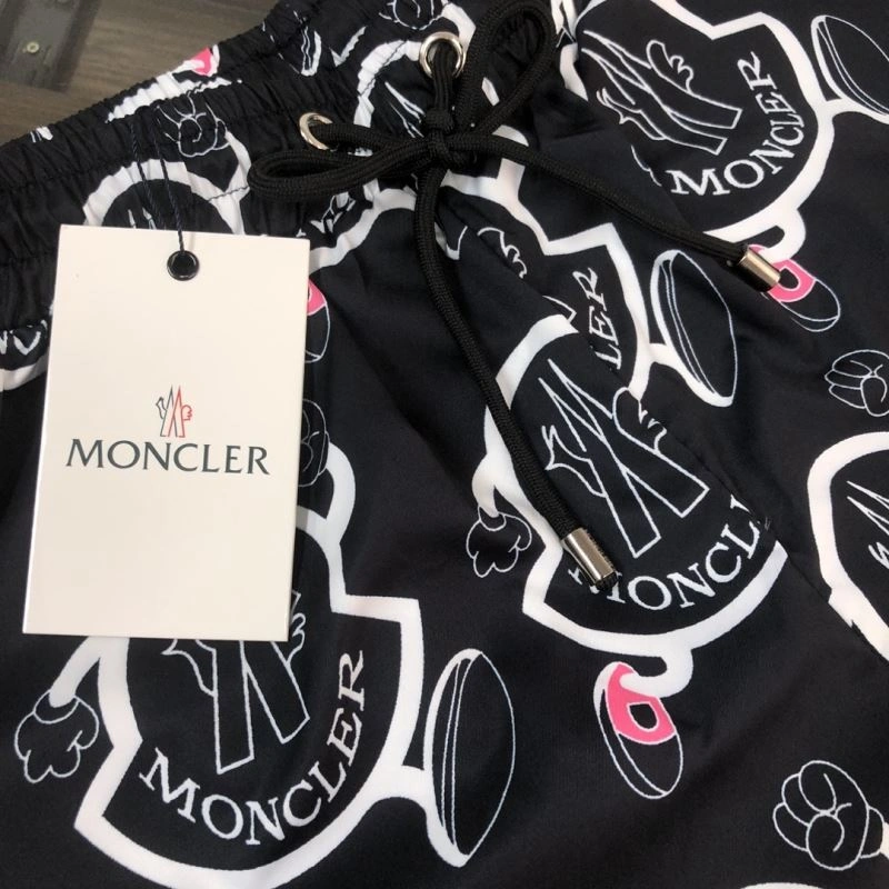 Moncler Short Pants ComfortFit 143278