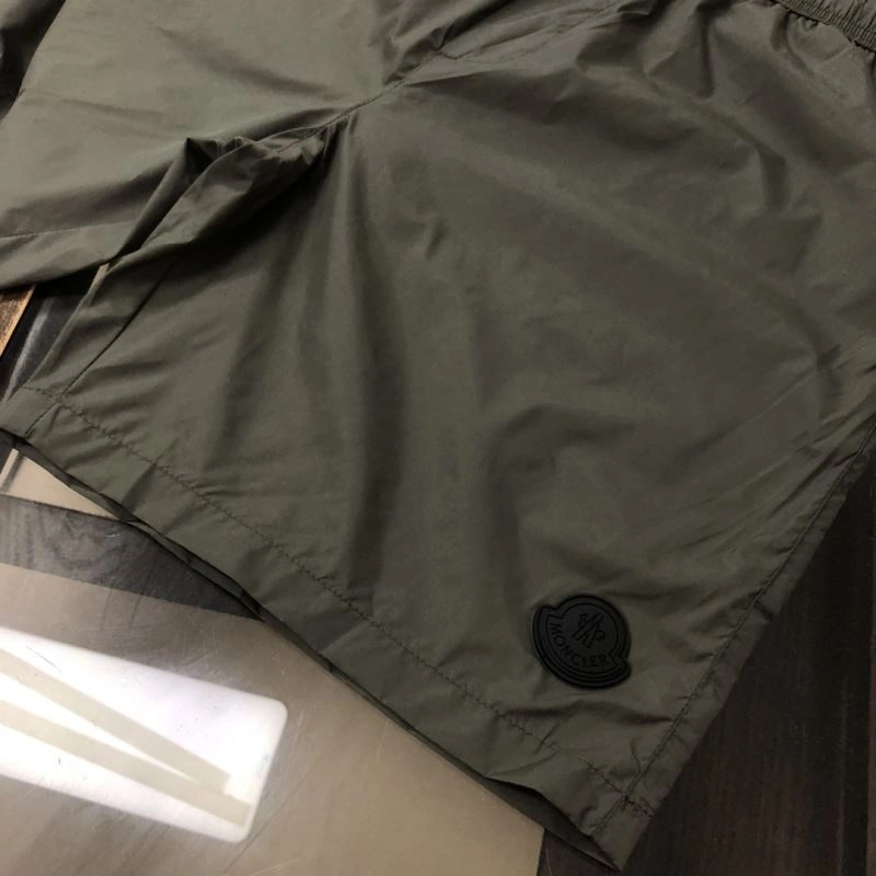 Moncler Short Pants Durable 143277