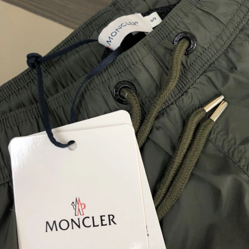 Moncler Short Pants Durable 143271