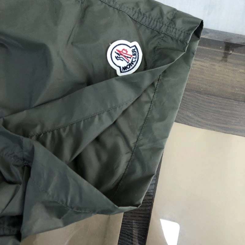 Moncler Short Pants Durable 143271