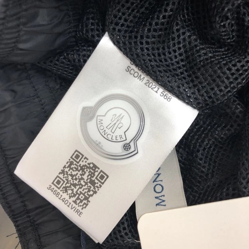 Moncler Short Pants Compact 143268