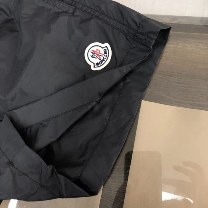 Moncler Short Pants Compact 143268