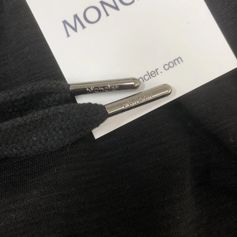 Functional Moncler Short Pants 143242