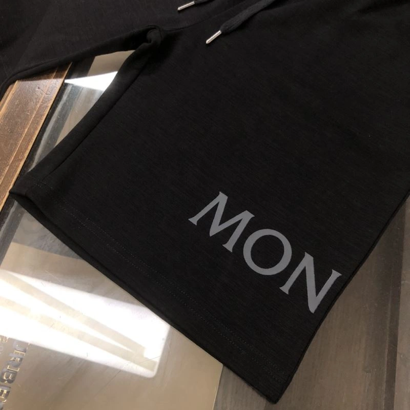 Functional Moncler Short Pants 143242