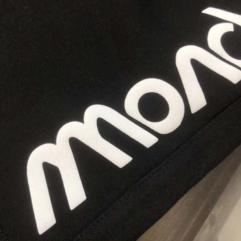 Snug Moncler Short Pants 143241