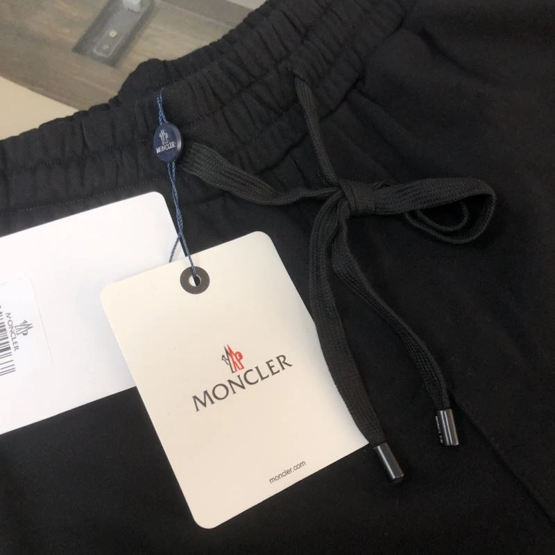 Moncler Short Pants QuickDry 143244