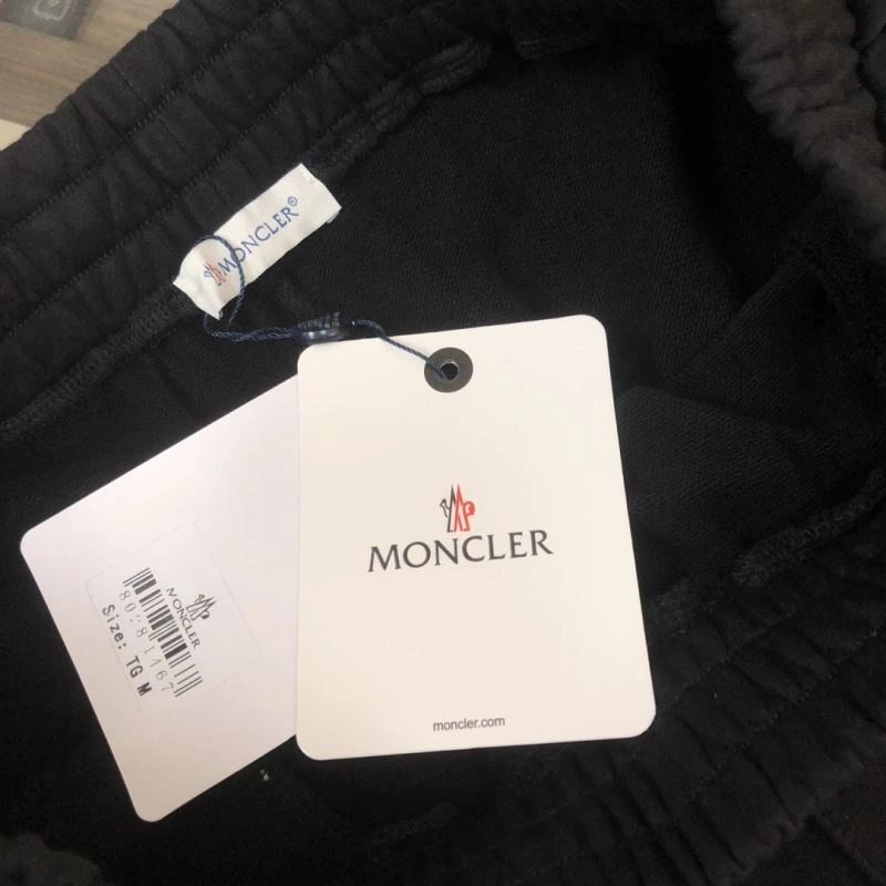 Moncler Short Pants QuickDry 143244