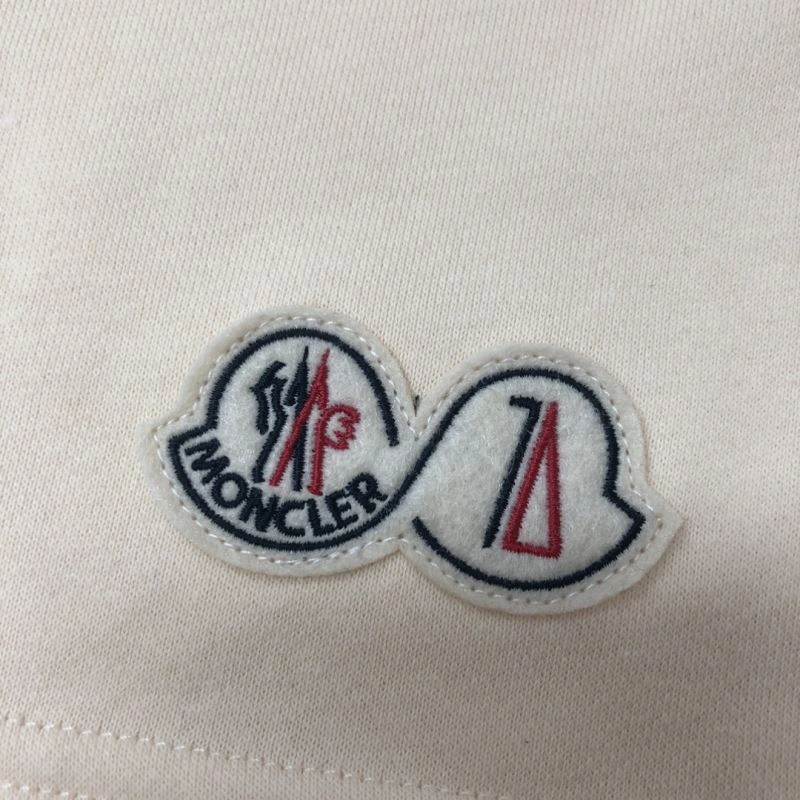 Moncler Short Pants FlexibleFit 143236