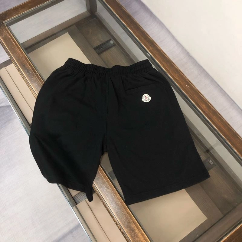 Moncler Short Pants Sustainable 143215
