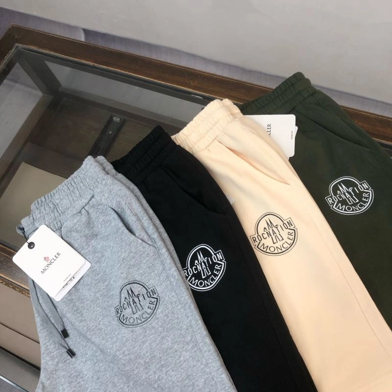 Lightweight Moncler Short Pants 143219