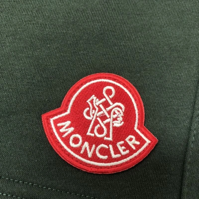 Moncler Short Pants Comfortable 143205