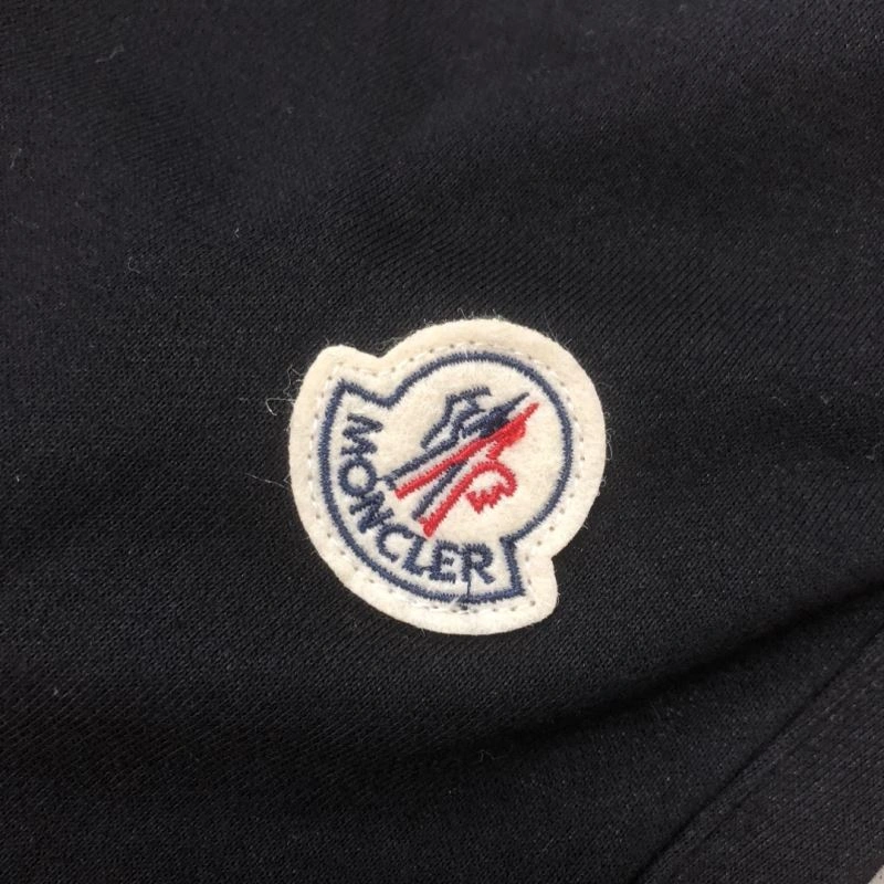 Flexible Moncler Short Pants 143223