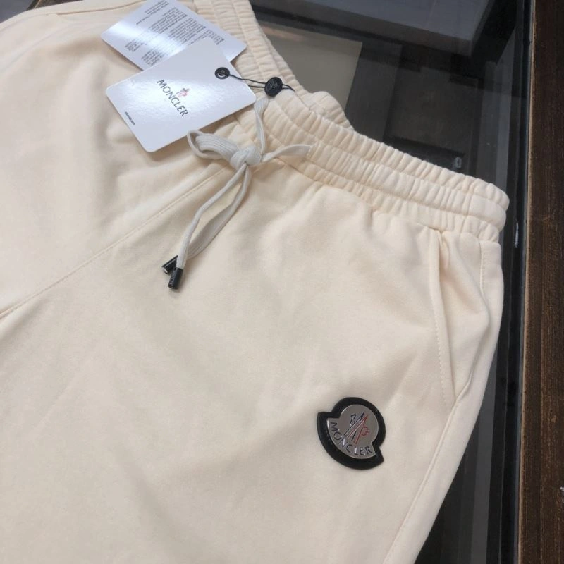 EyeCatching Moncler Short Pants 143203