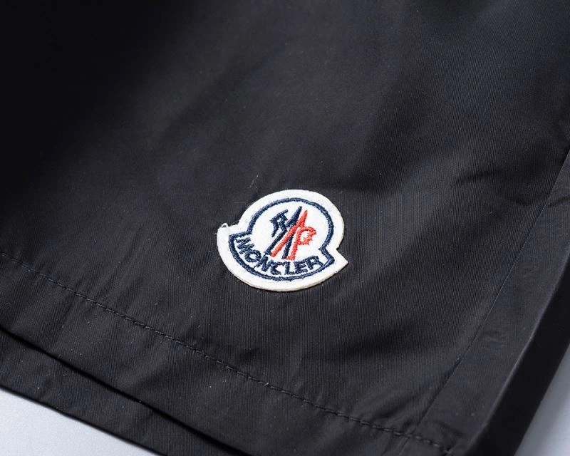 Moncler Short Pants Elegant 139526