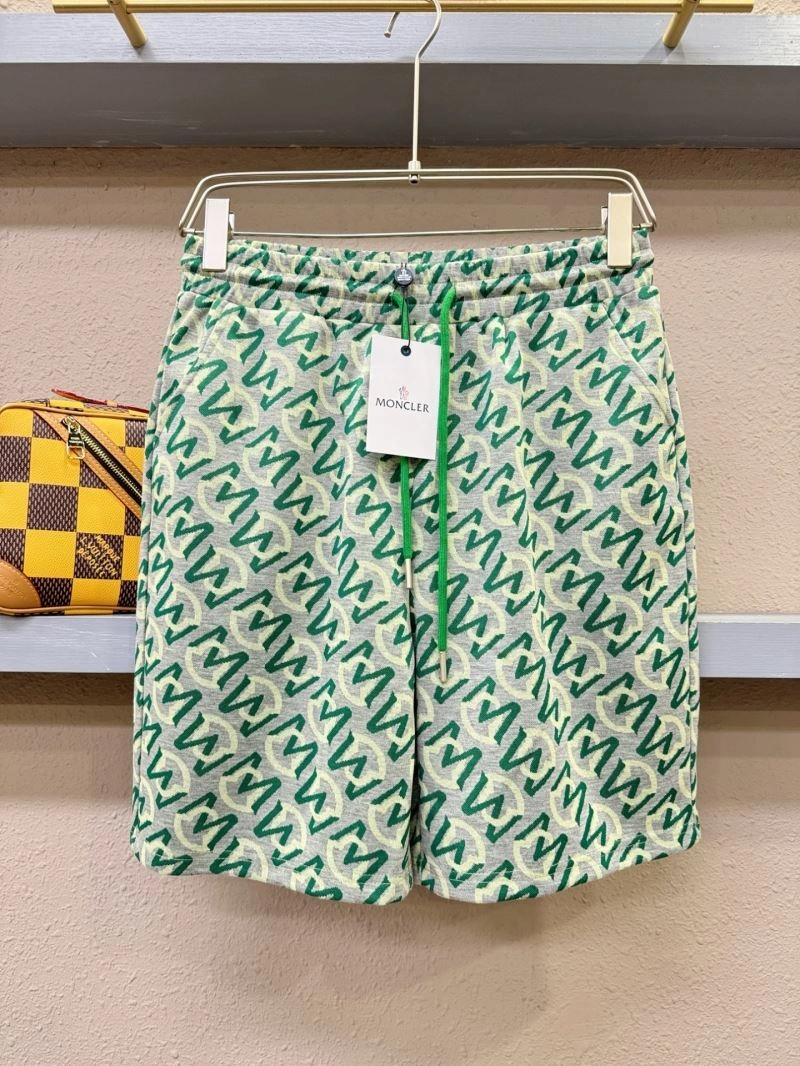 Elegant Moncler Short Pants 142372