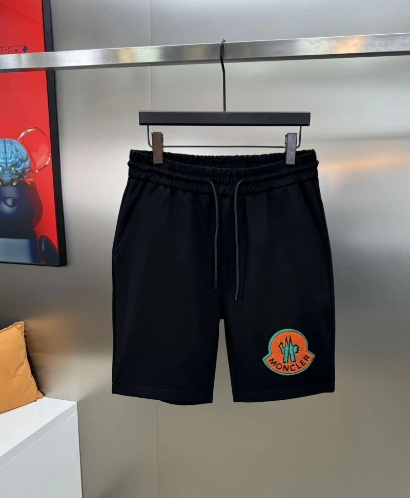 Resilient Moncler Short Pants 142376