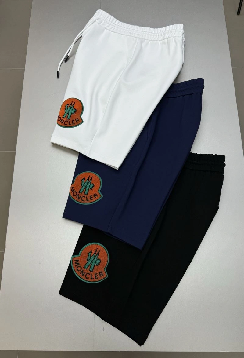 Resilient Moncler Short Pants 142376