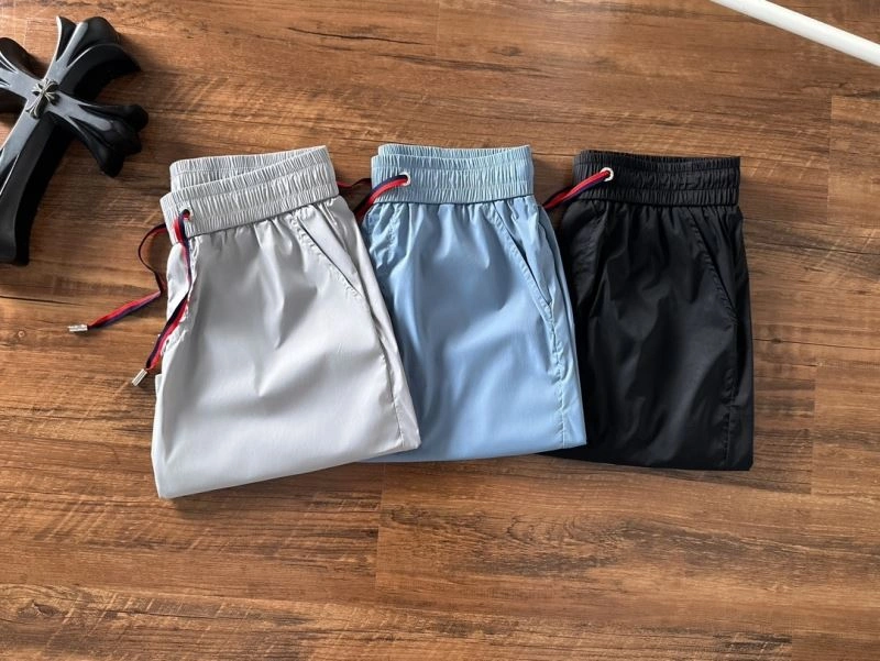 Trendsetting Moncler Short Pants 142358
