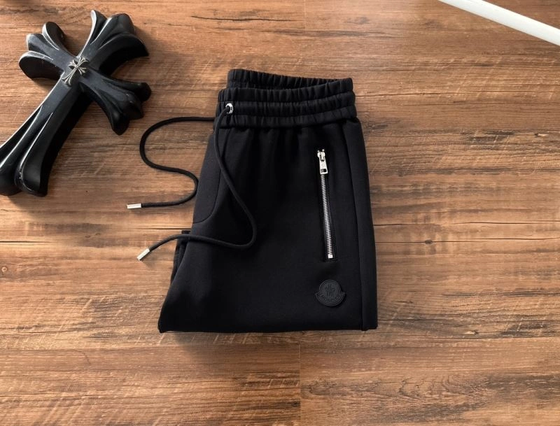 Fashionable Moncler Short Pants 142355