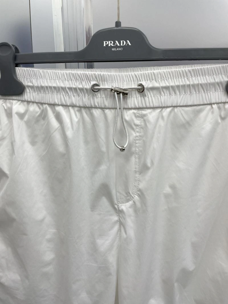 ComfortFit Moncler Short Pants 142351