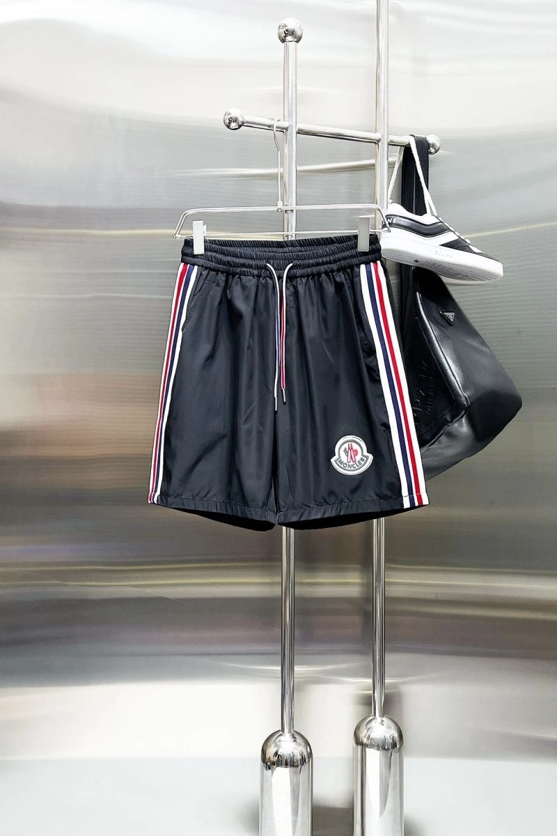 Moncler Short Pants Comfortable 142354