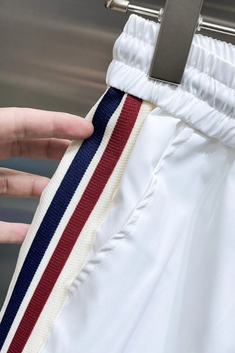 Moncler Short Pants Durable 142352