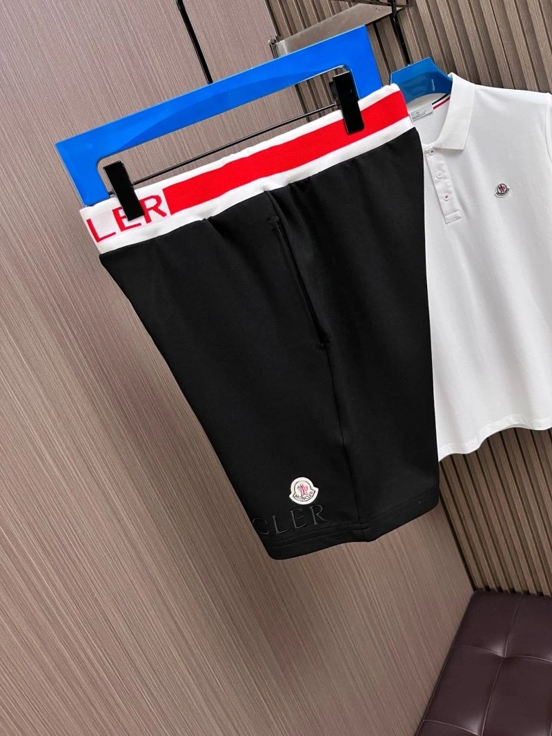 Stylish Moncler Short Pants 142343