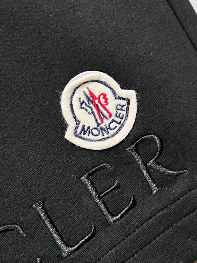 Stylish Moncler Short Pants 142343