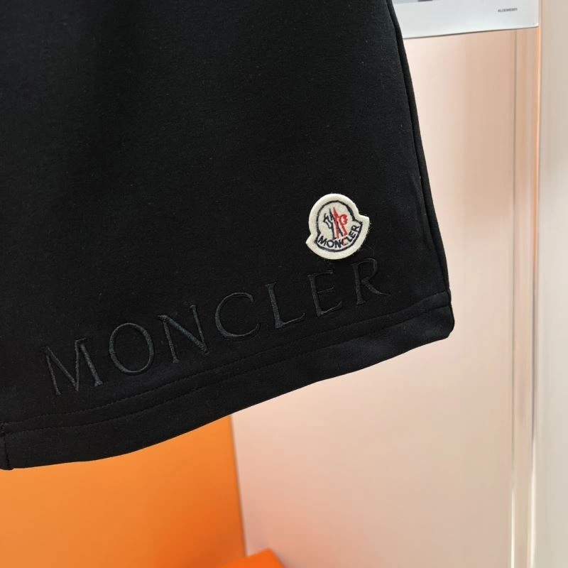 Modern Moncler Short Pants 142329