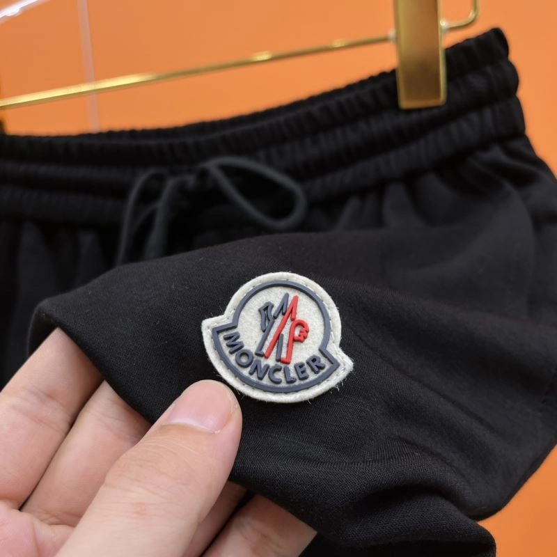 Breathable Moncler Short Pants 142333