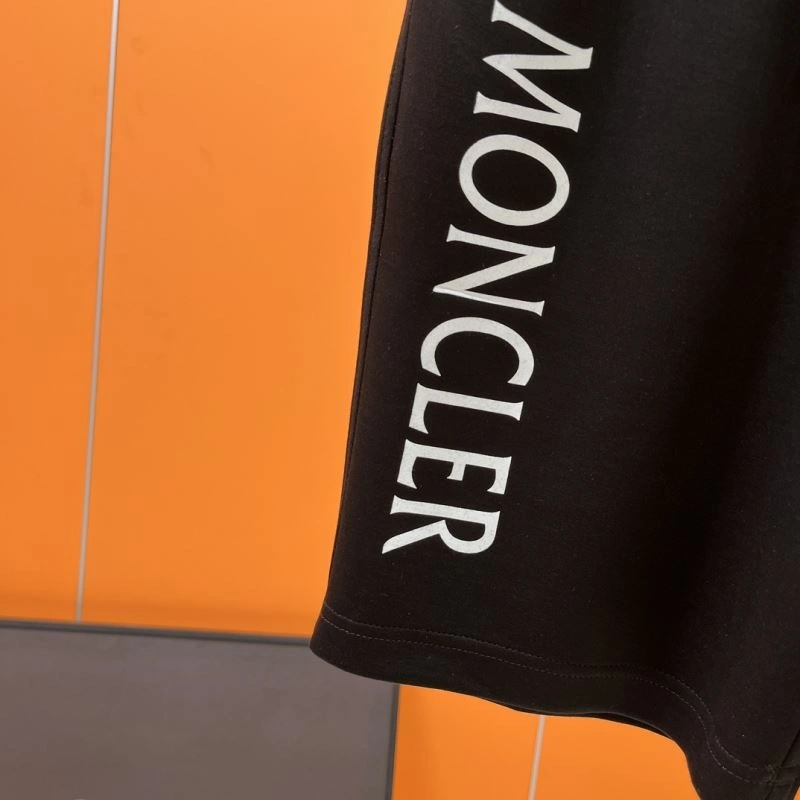 Breathable Moncler Short Pants 142333