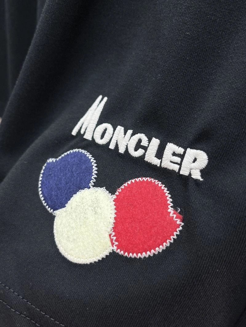 Trendsetting Moncler Short Pants 141822