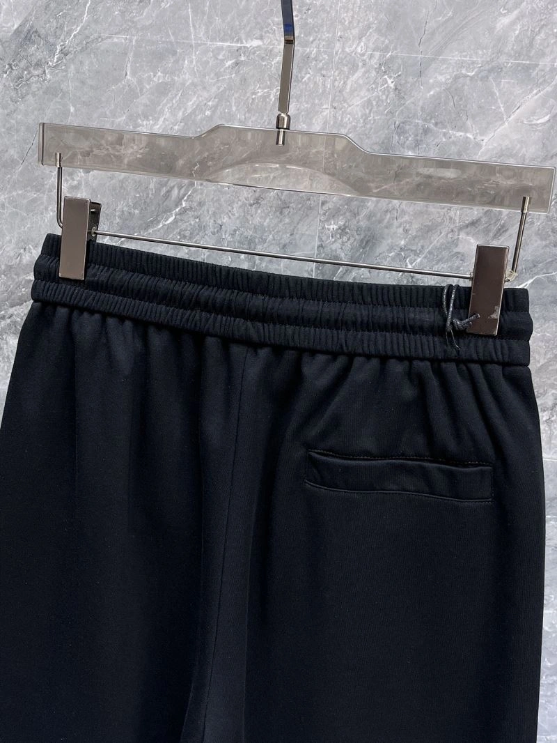 Moncler Short Pants Resilient 141819