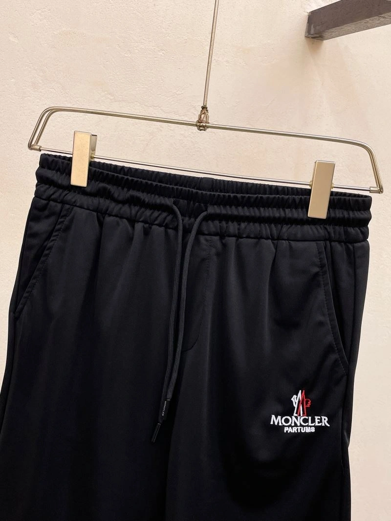 FlexibleFit Moncler Short Pants 141816