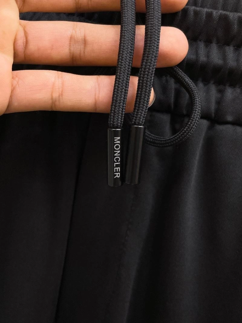 FlexibleFit Moncler Short Pants 141816