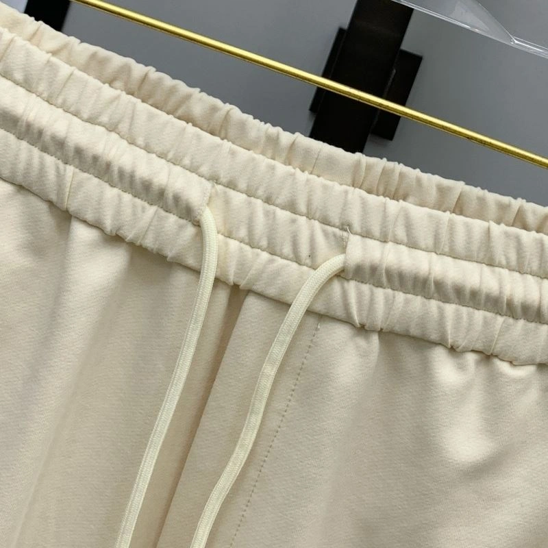 Flexible Moncler Short Pants 141812