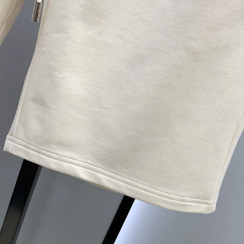 Flexible Moncler Short Pants 141812