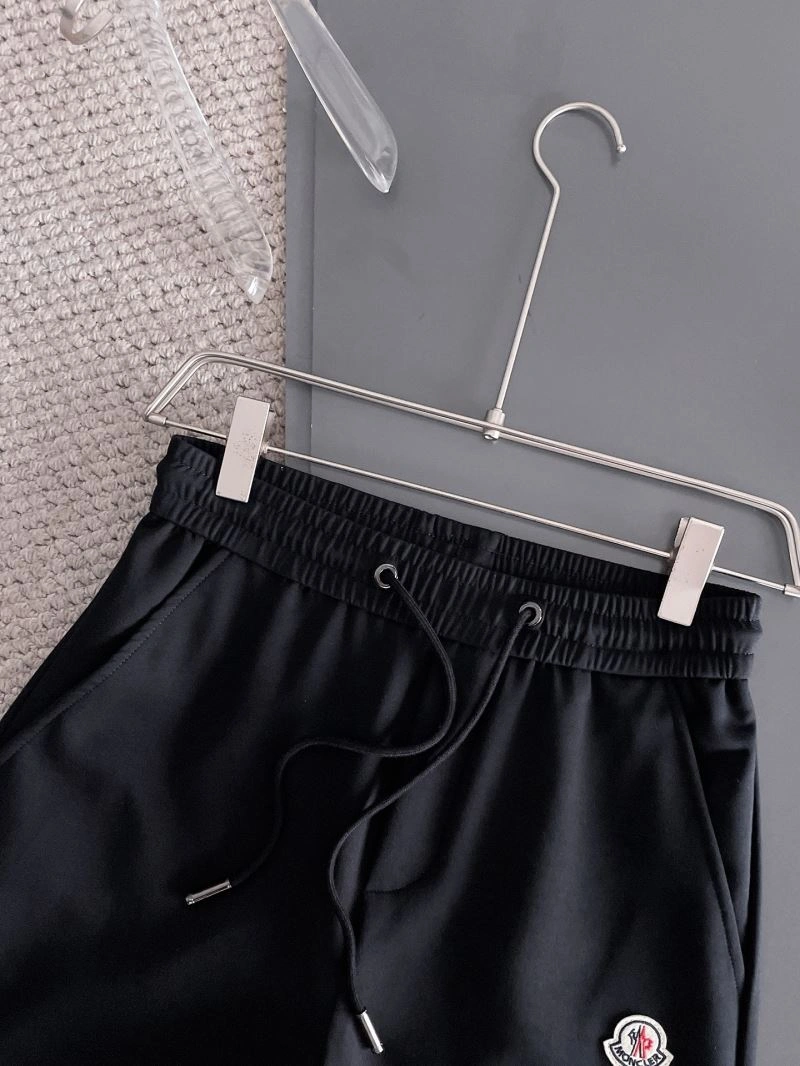 WellDesigned Moncler Short Pants 141809