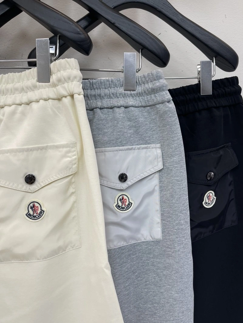 Bold Moncler Short Pants 139608