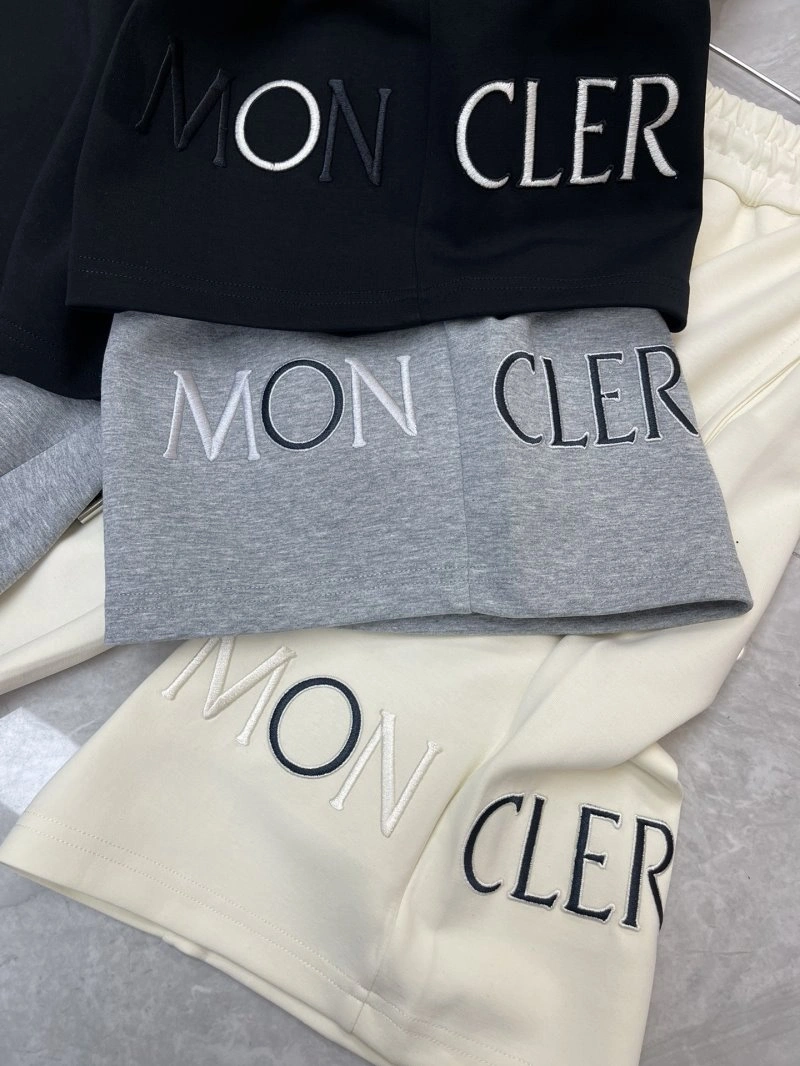 Bold Moncler Short Pants 139608