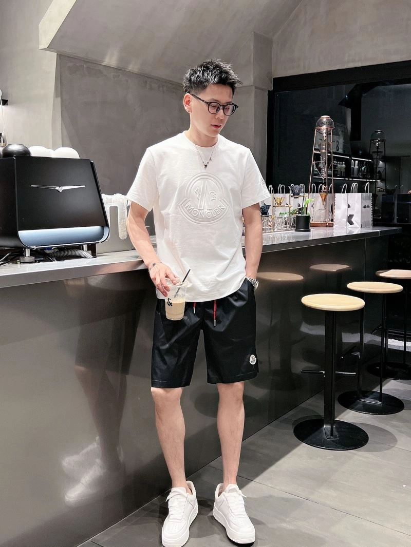 Supportive Moncler Short Pants 141521