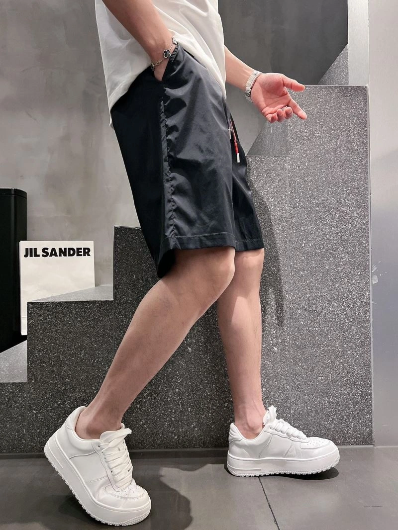 Supportive Moncler Short Pants 141521