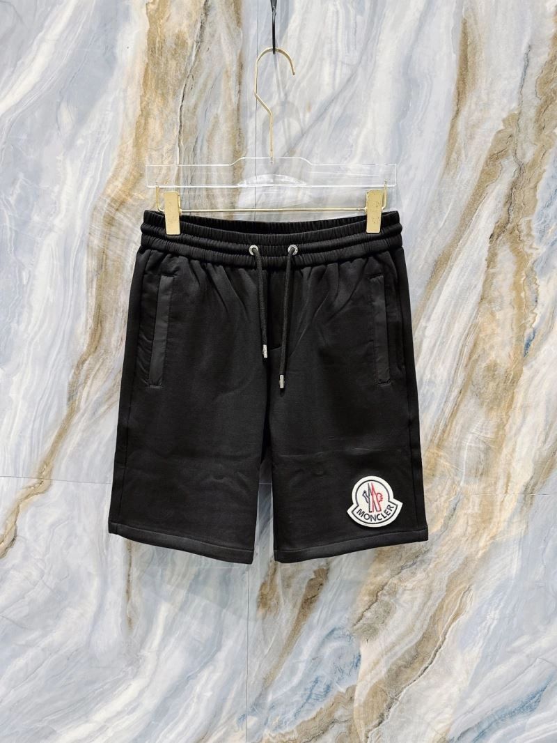 Moncler Short Pants Sleek 141538
